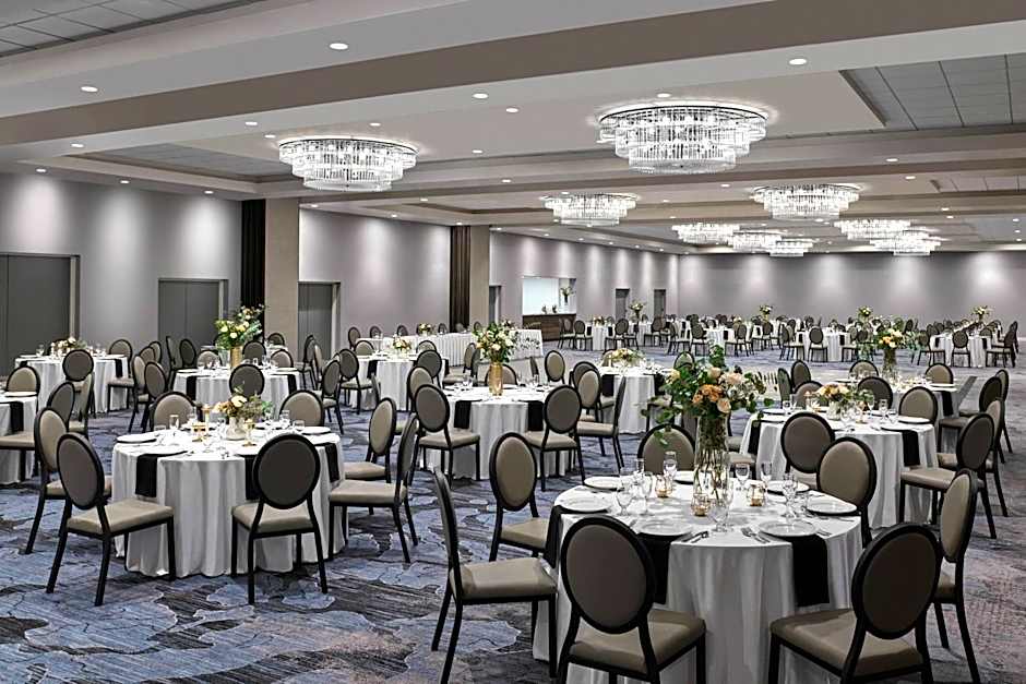 Delta Hotels by Marriott Denver Thornton