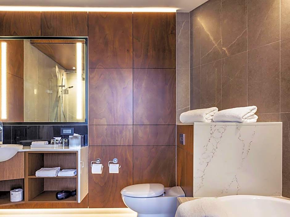 Mercure Sydney Liverpool Hotel