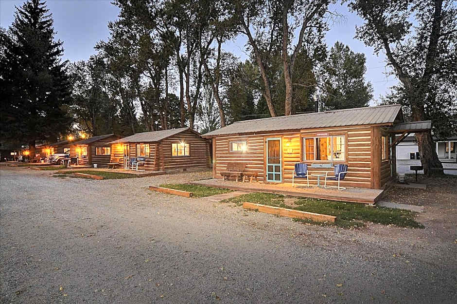 Vista Court Cabins & Lodge
