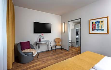 Double Room Pure Plus with Courtyard View