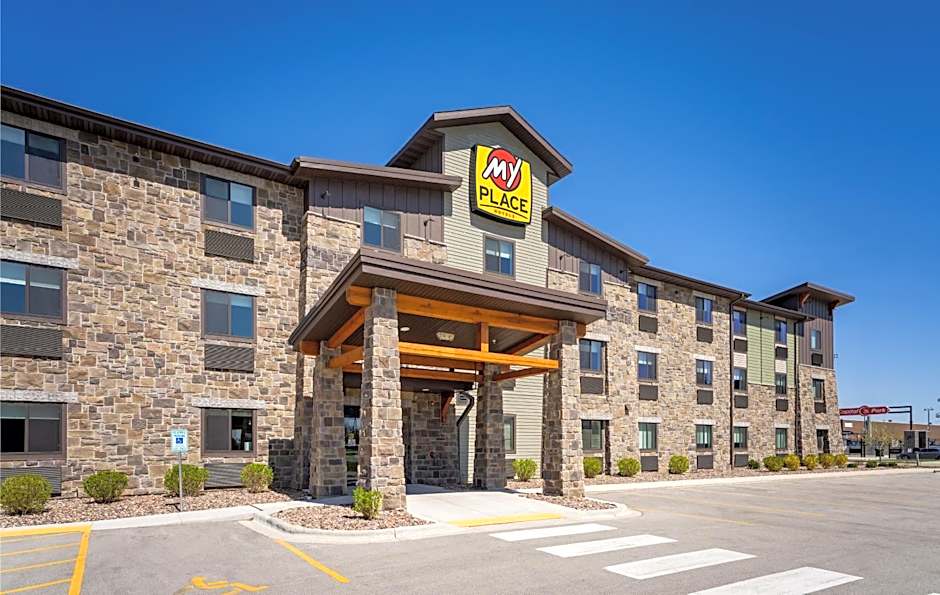My Place Hotel Green Bay