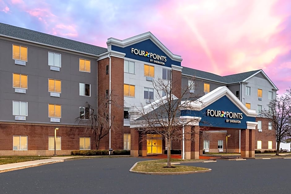 Four Points by Sheraton St. Louis - Fairview Heights