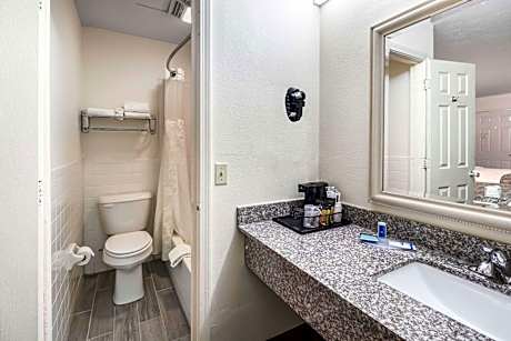 2 Double Beds, Smoking