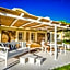 Parthenis Hotel & Suites