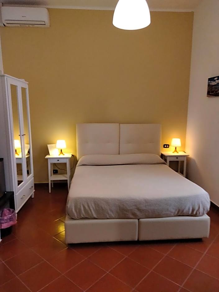 Dante Rooms