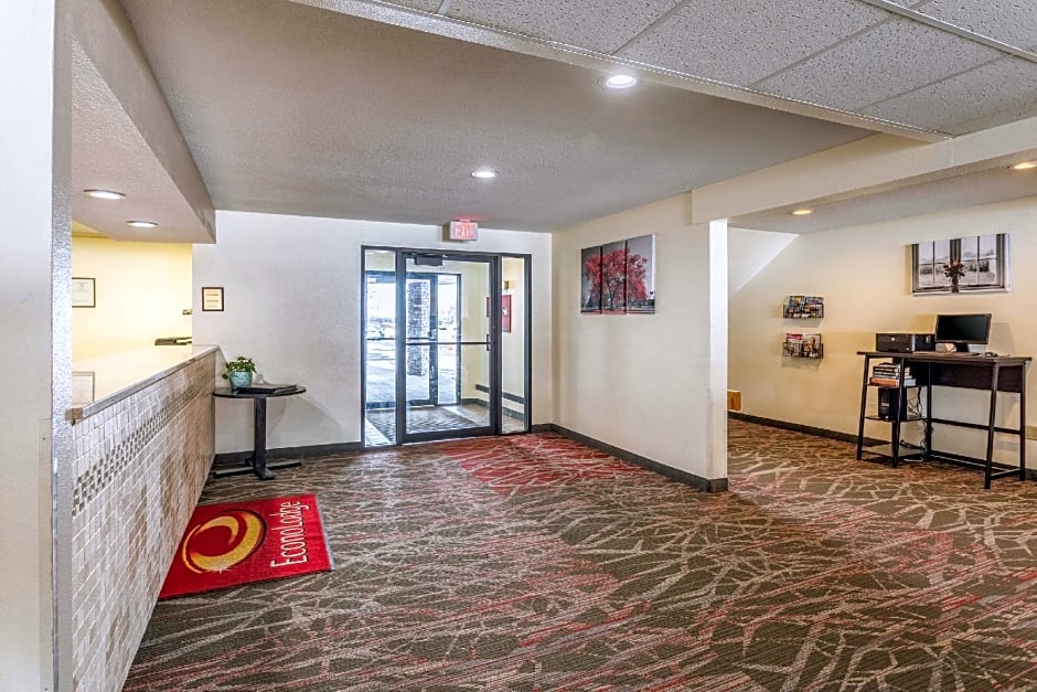 Econo Lodge Ithaca Airport