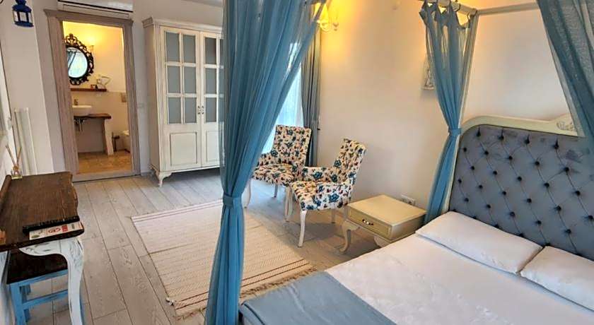 Tarcin Alacati Otel