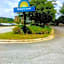 Days Inn by Wyndham Macon I-75 North