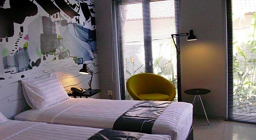 Scala – Bed and Beyond Hotel