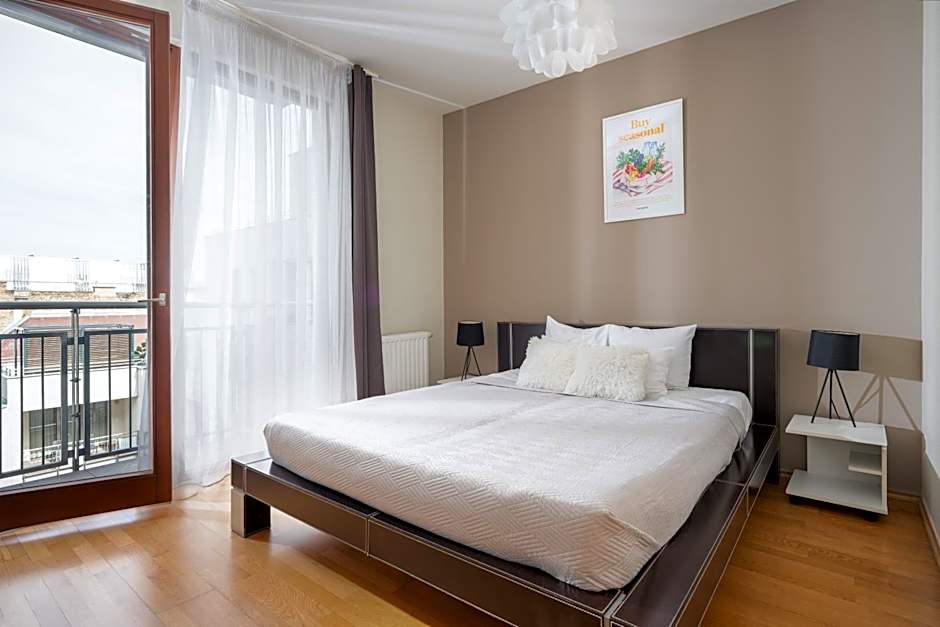 Central Passage Apartments by Vagabond Downtown