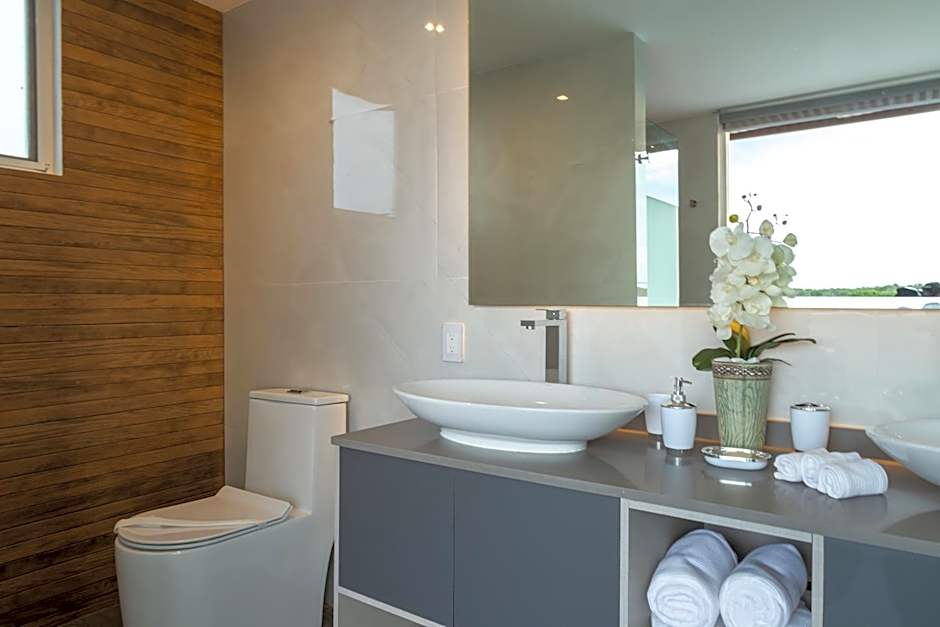 Fabulous & Exclusive Apartments With Sea View Pool BBQ Garden