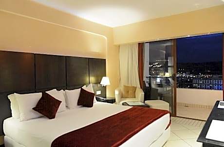 Double Room (2 Large Twin Beds)