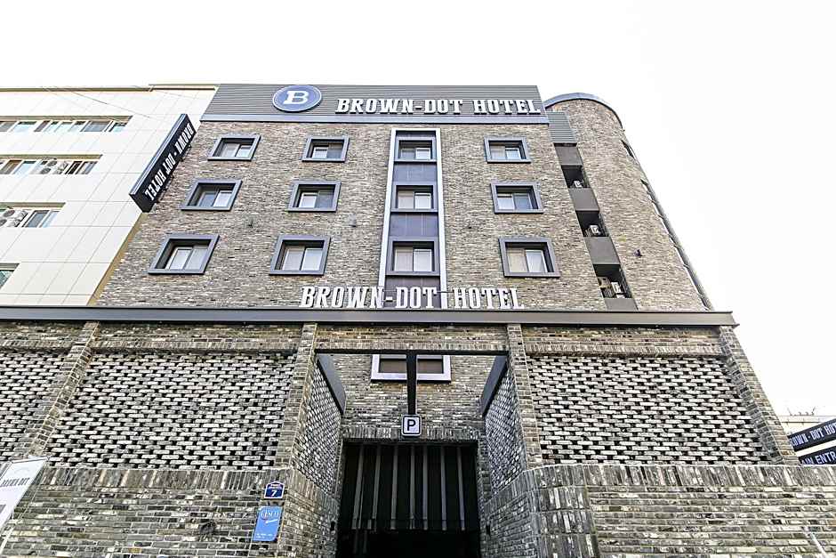 Changwon Brown-dot Hotel Myeongseo