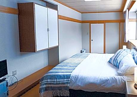 Double Room with Shared Bathroom