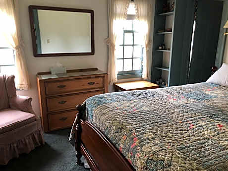 Monroe Room-Double room-Ensuite-Countryside view