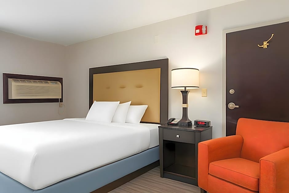 Branson Hillside Hotel