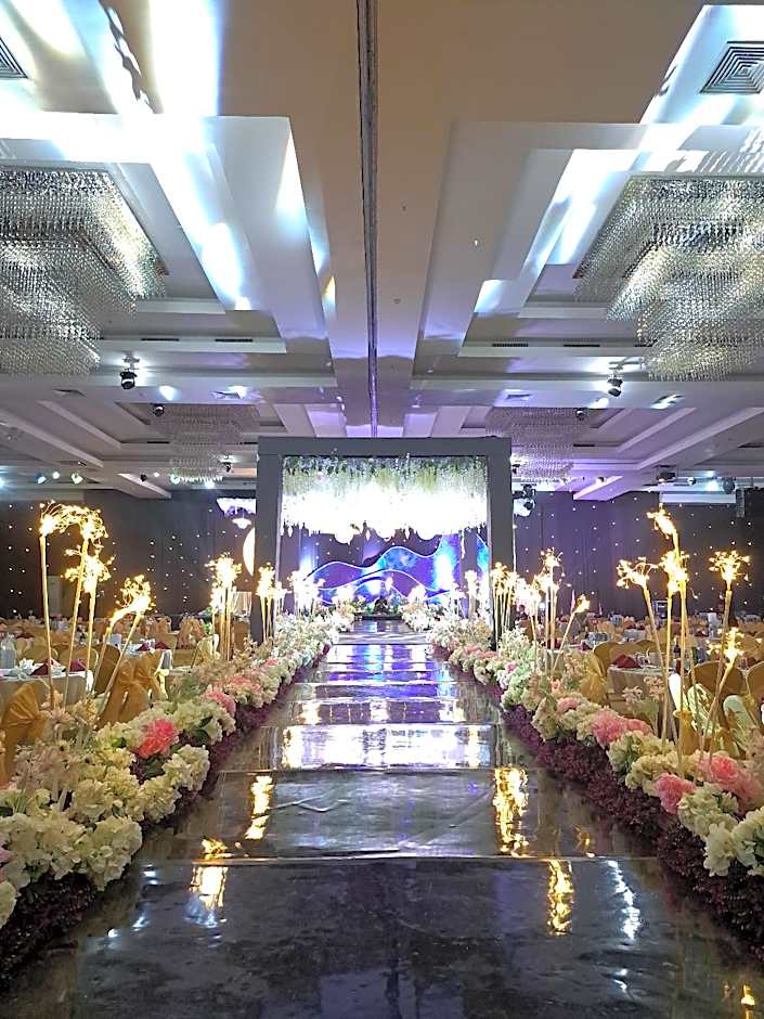 Swiss-Belhotel Harbour Bay