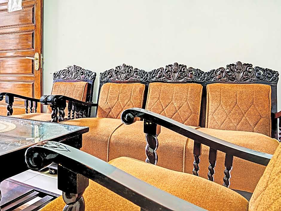 Hotel O Penginapan Hj Lilis Syariah