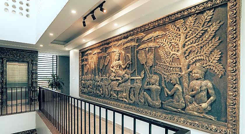 Rainforest Hotel by NSUN