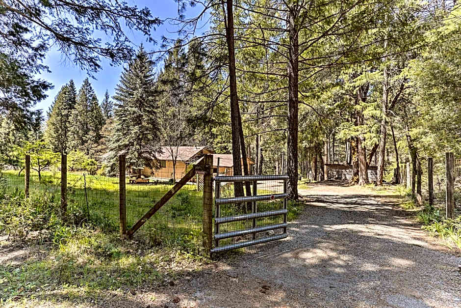 Vibrant Weaverville Escape with Deck and Creek!
