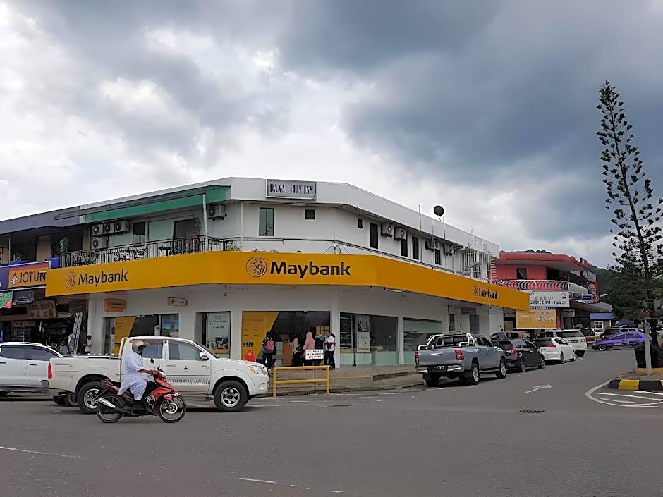 OYO 89782 Ranau City Inn