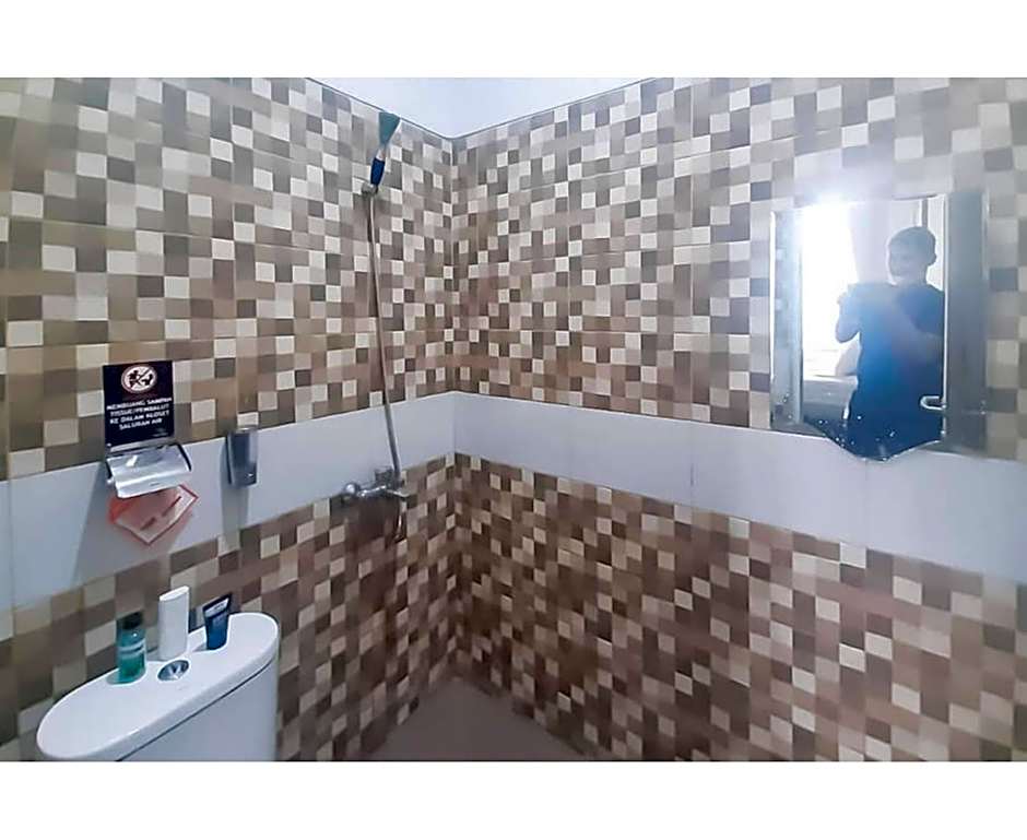 Wisma Brata 2 Mitra RedDoorz