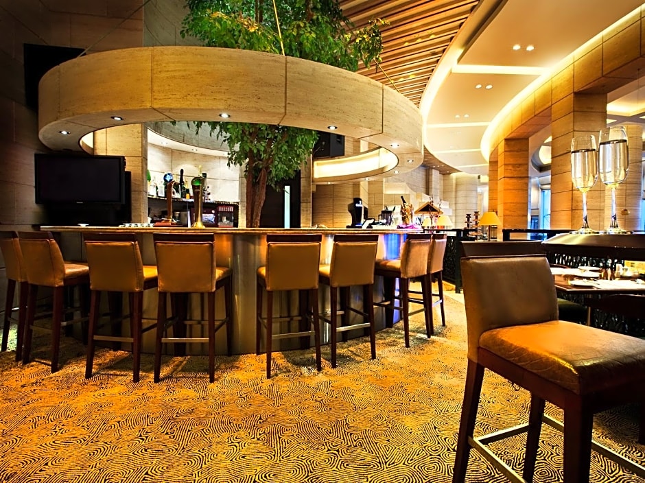 Harbour Plaza Metropolis