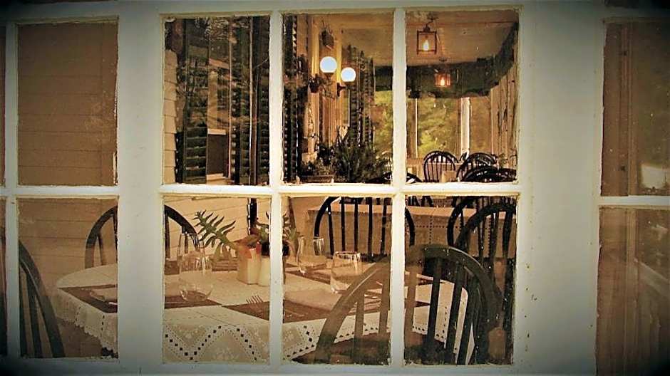 Center Lovell Inn