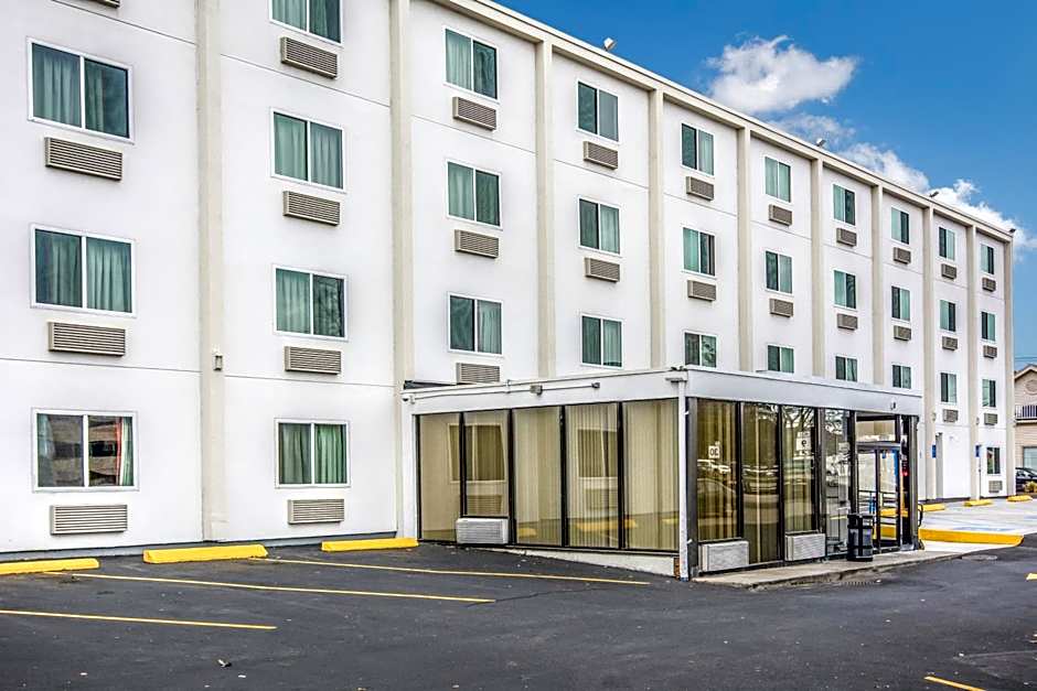 Motel 6-Framingham, MA - Boston West