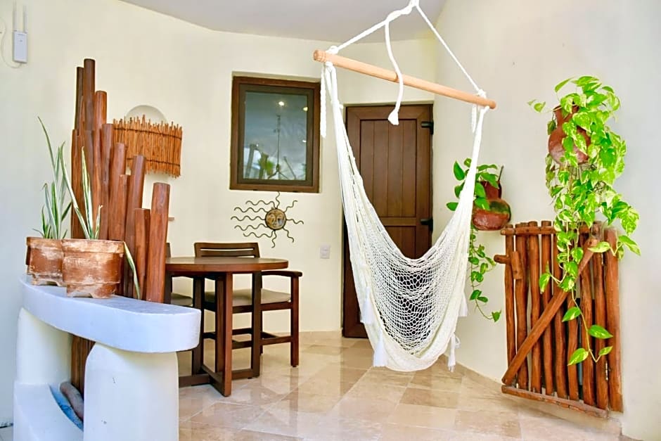 Playa Palms Beach Hotel