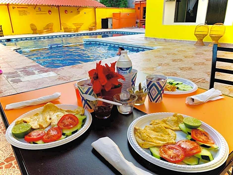 Hotel Sociedad y Maristas