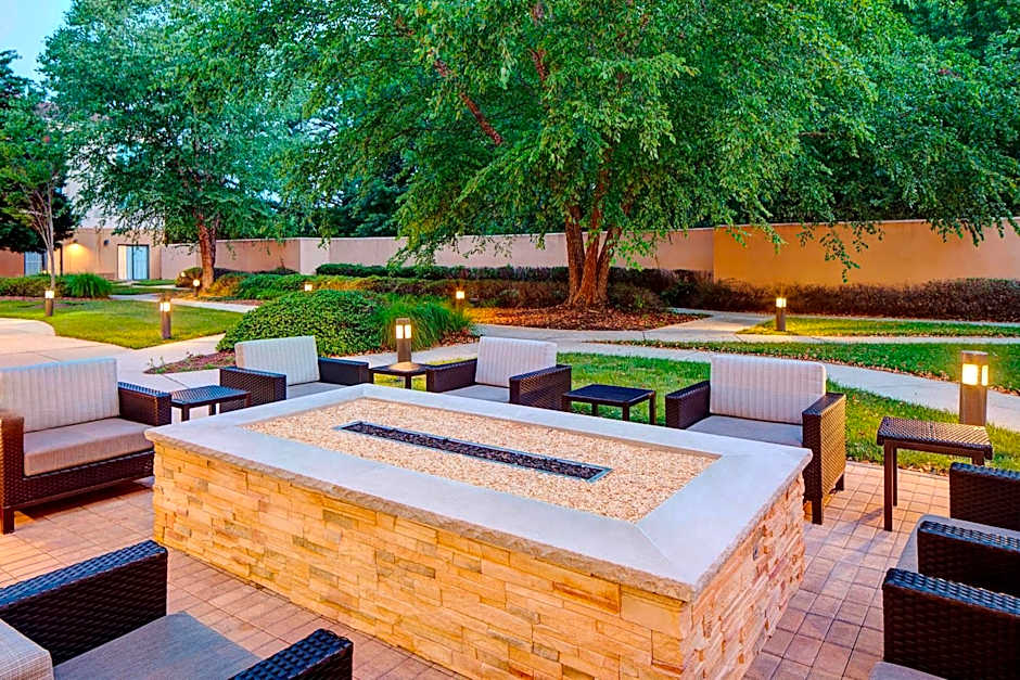 Courtyard by Marriott Richmond Airport