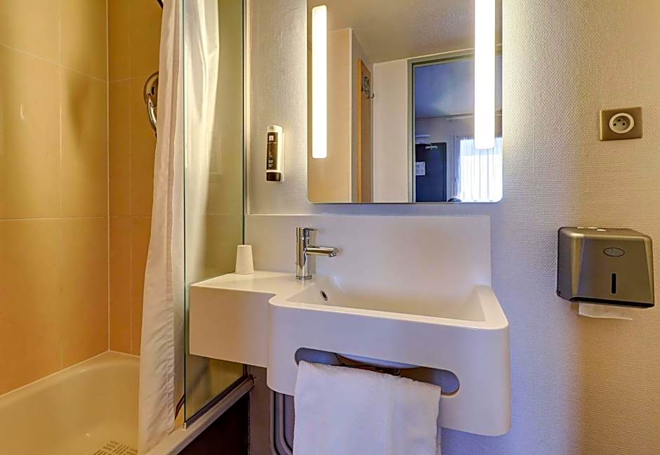 B&B HOTEL Dijon Marsannay