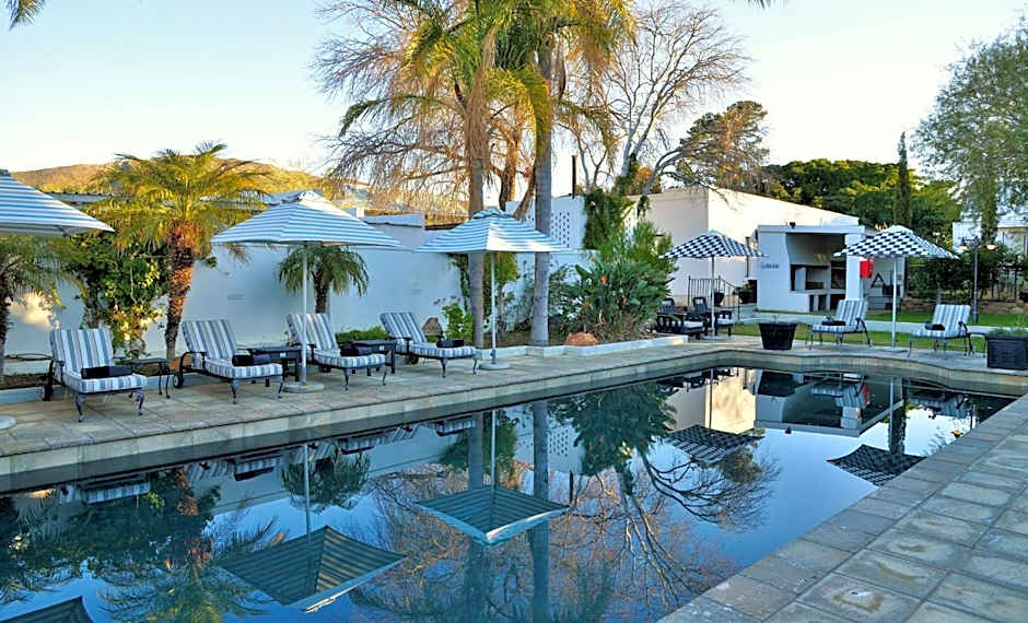 Swartberg Hotel, Cork Tree Collection