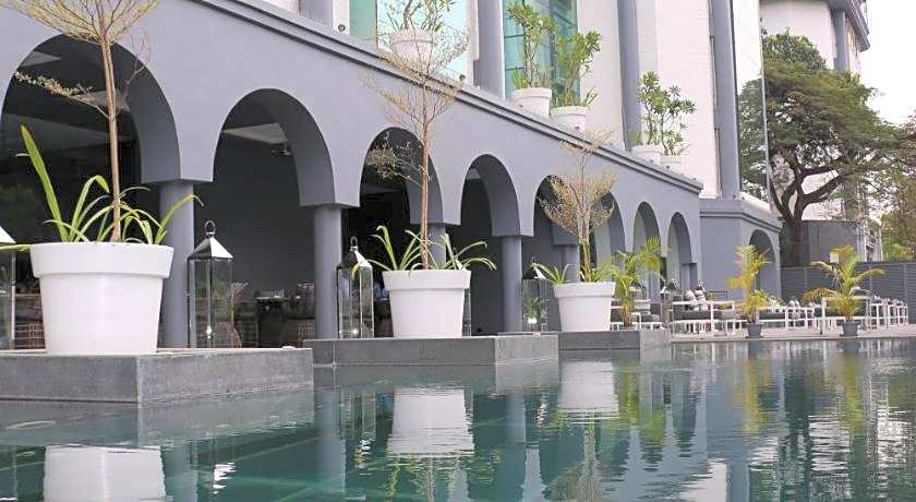 Radisson Blu Atria Bengaluru