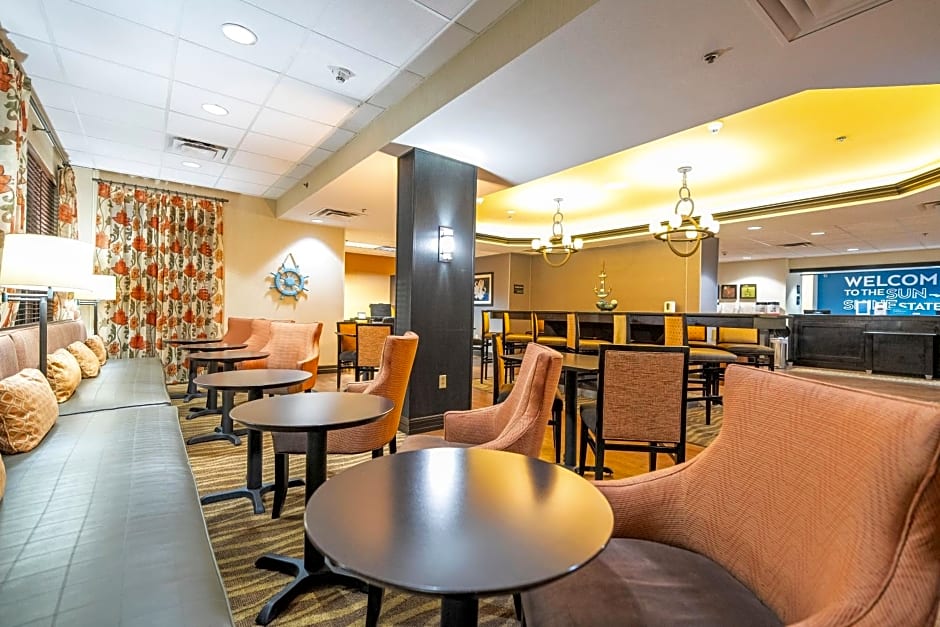 Hampton Inn By Hilton Spring Hill