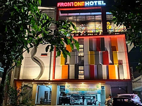 Front One Hotel Tulungagung