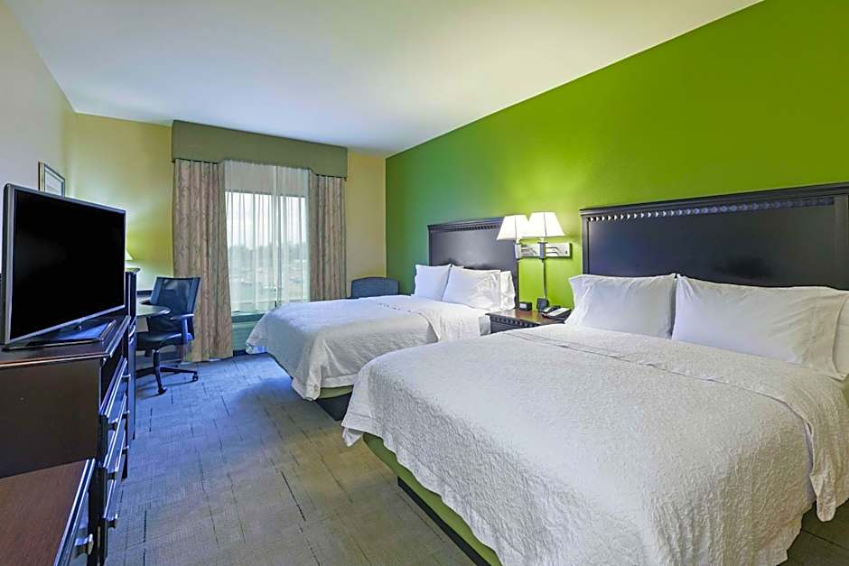 Photo 1 of 5 of 2 Queen Beds