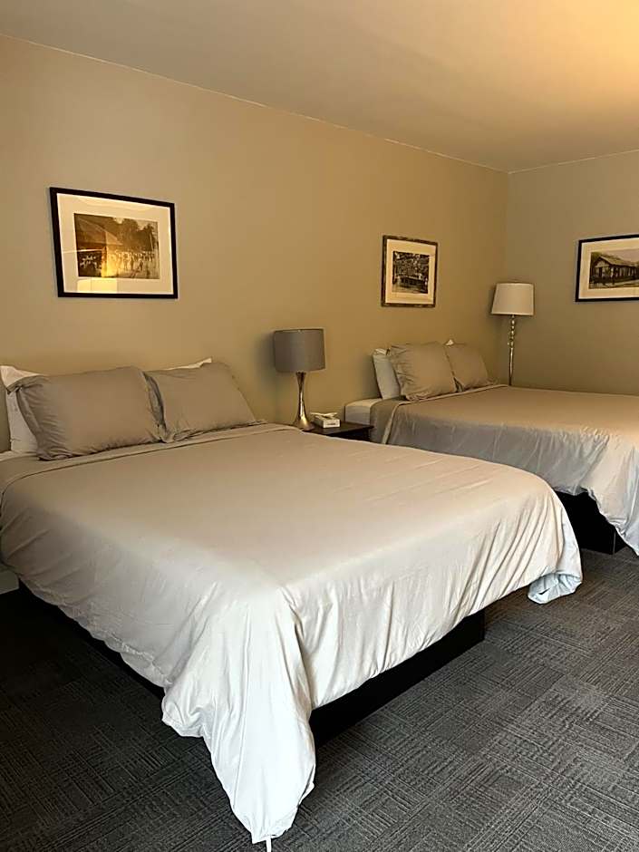 Mountain Creek Tavern