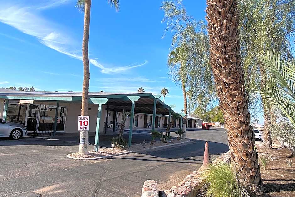 OYO Hotel Yuma AZ Desert Grove
