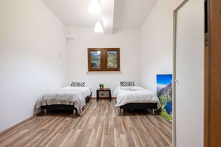 Target Hostel
