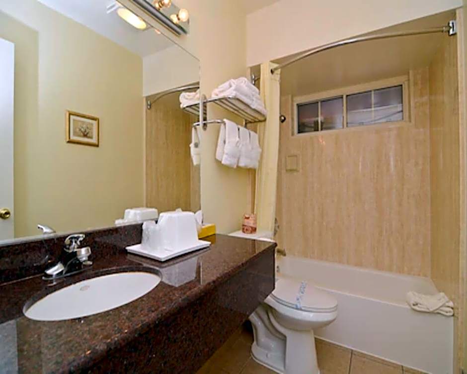 Rodeway Inn Convention Center