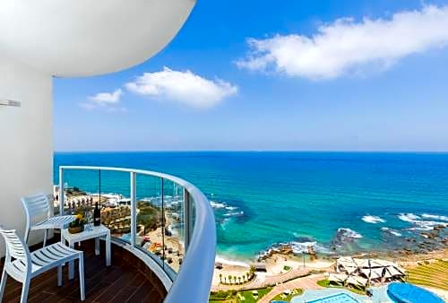 Ramada Resort Hadera Beach