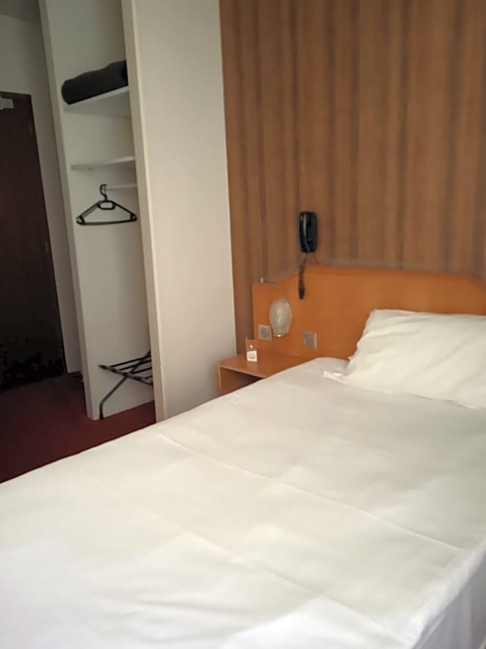 Metropol Hotel