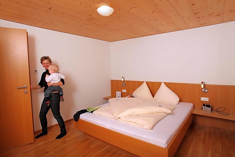"Die Sonnigen" - Hotel und Familienspaß
