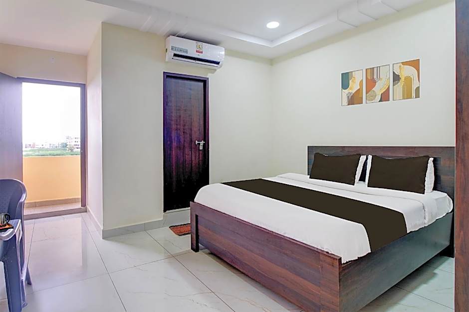 Hotel O Ramavarapadu Near PVR Icon