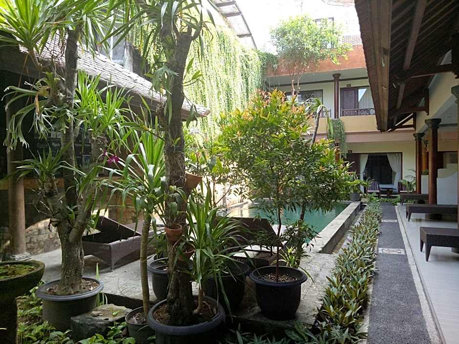 Taman Ayu Legian