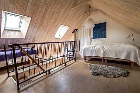 One-Bedroom Apartment (3-4 Adults)