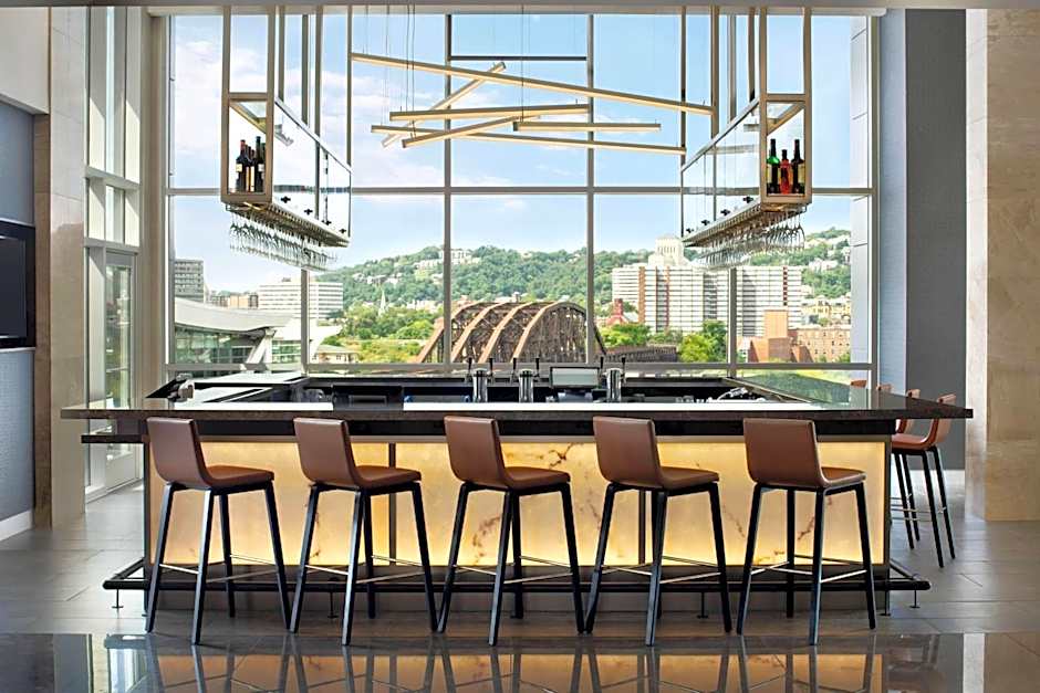 AC Hotel by Marriott Pittsburgh Downtown