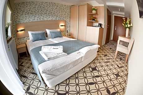 Double Room without Balcony